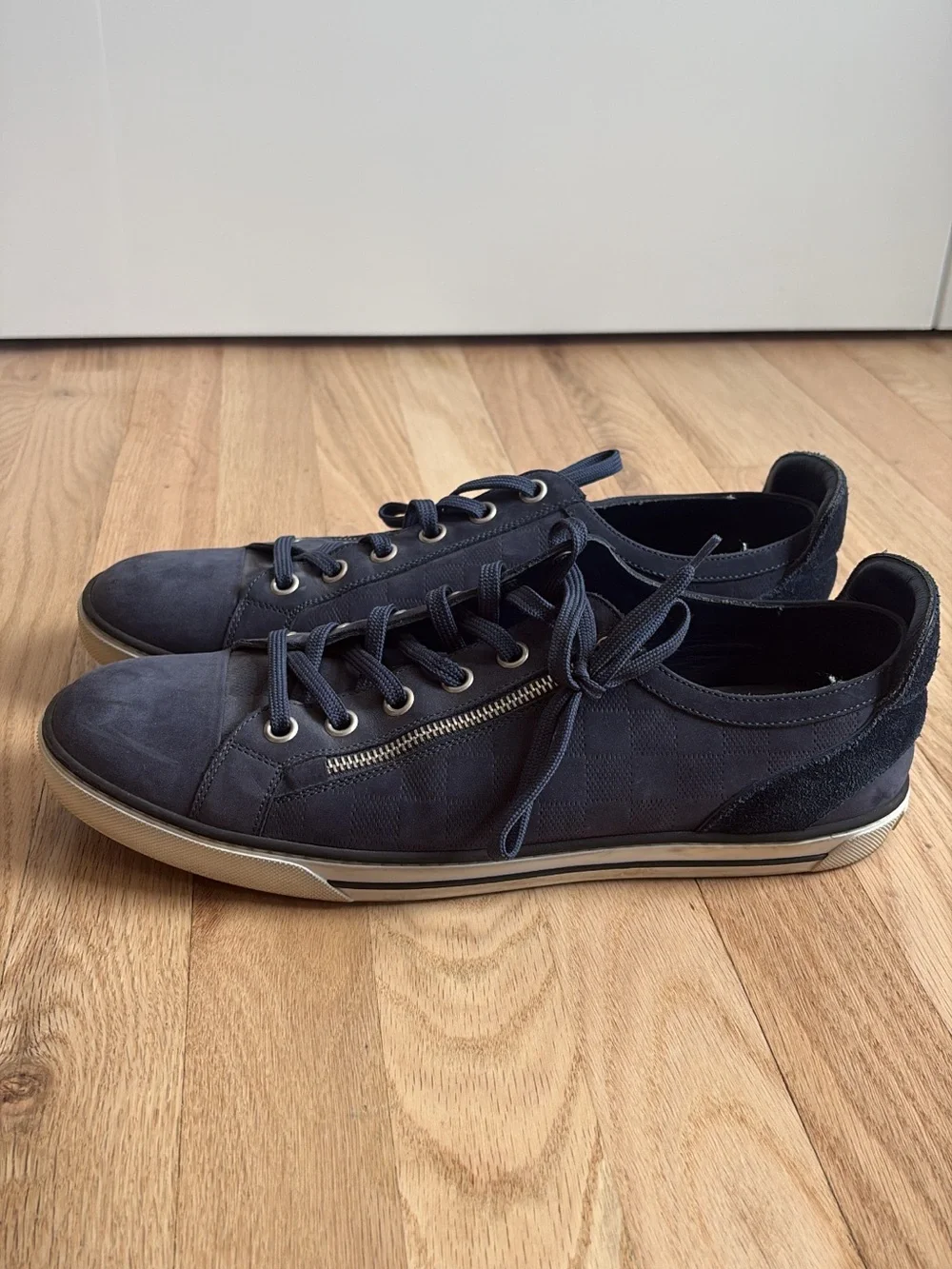 Louis Vuitton Navy Low-Top Lace-Up Sneakers with Side Zip